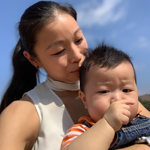 Meet your Posher, Ada! Now a Posh Ambassador! :) - Picture 5 of 8